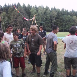 Sfeerbeeld aan de fourage - Scouts en Gidsen Zaventem 
